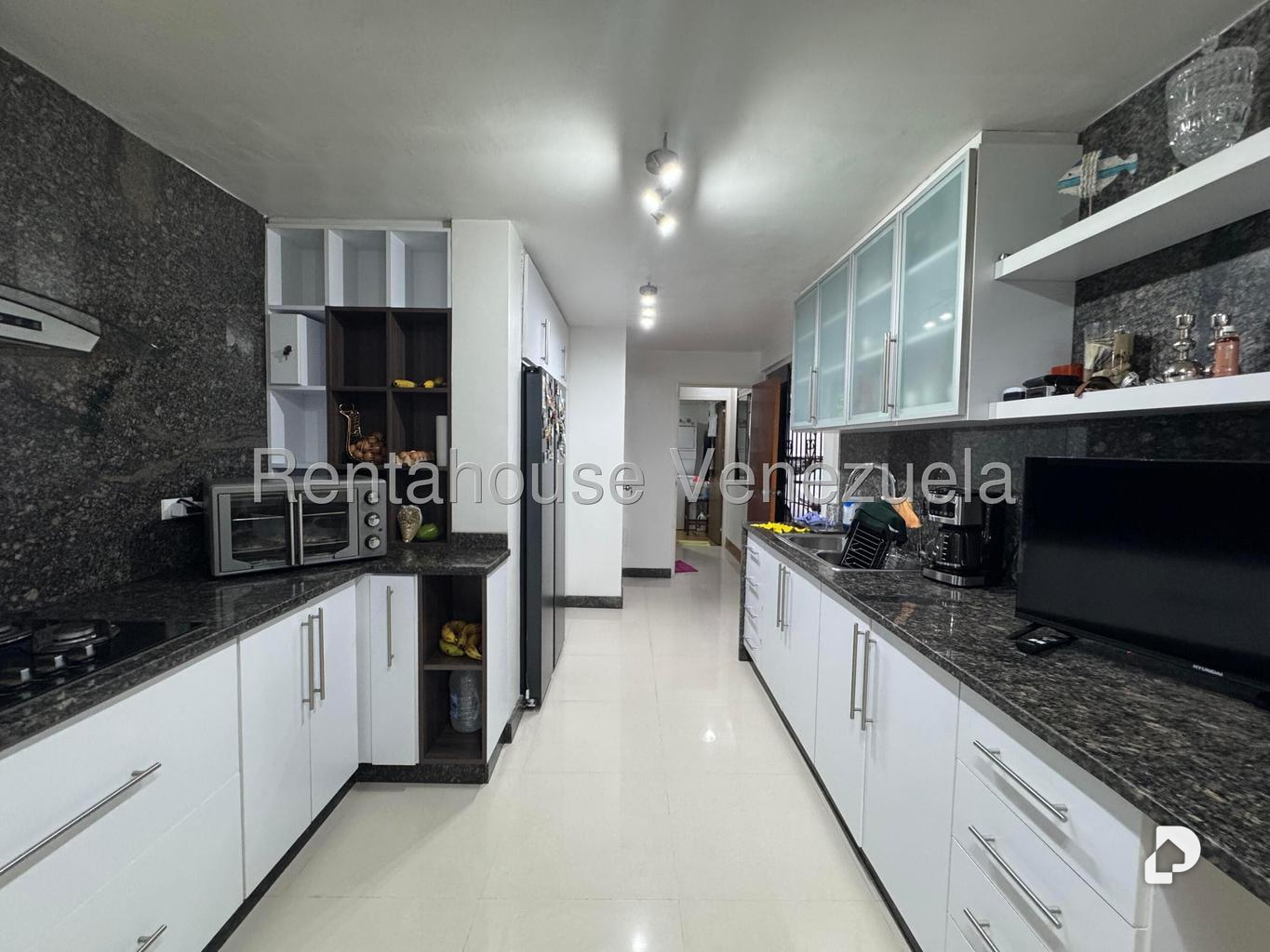 Casa en La Trinidad, Caracas – 11