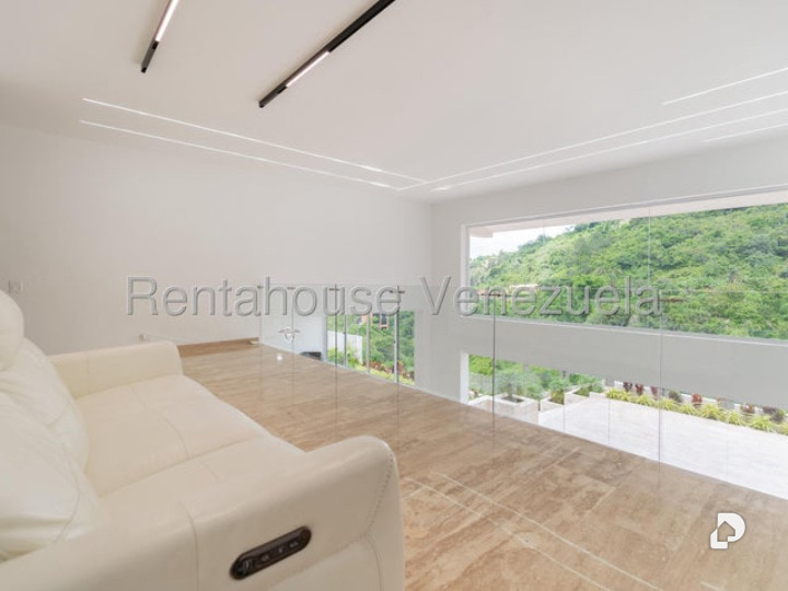 Casa en Colinas de Tamanaco, Caracas – 14