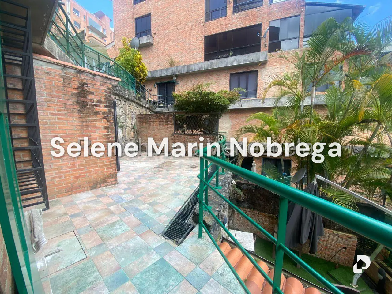 Apartamento en Oripoto, Caracas – 25