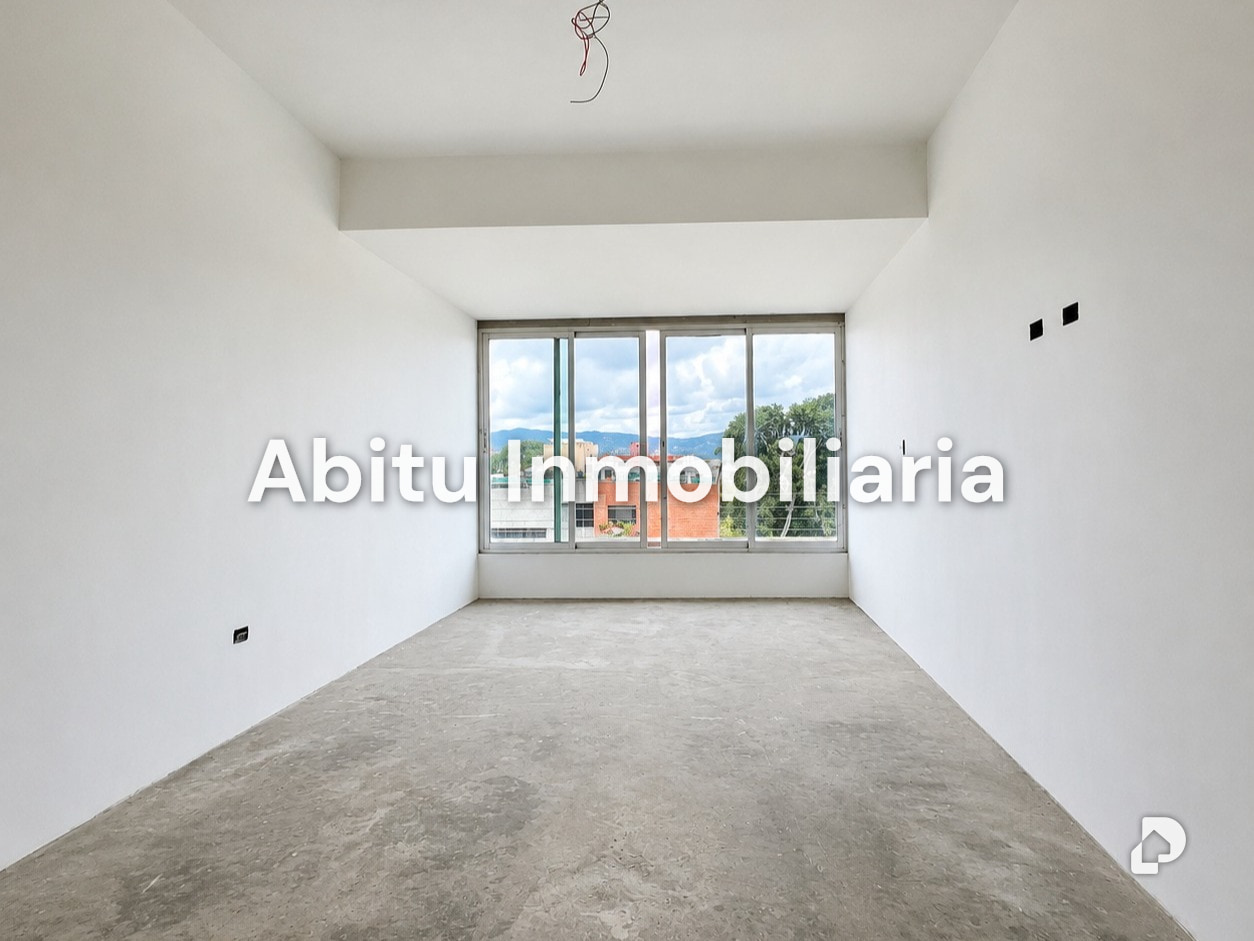 Apartamento en Los Palos Grandes, Caracas – 29