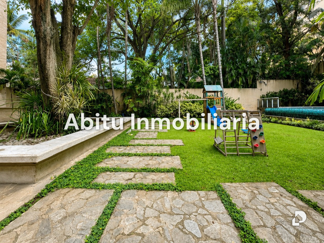 Apartamento en Los Palos Grandes, Caracas – 18