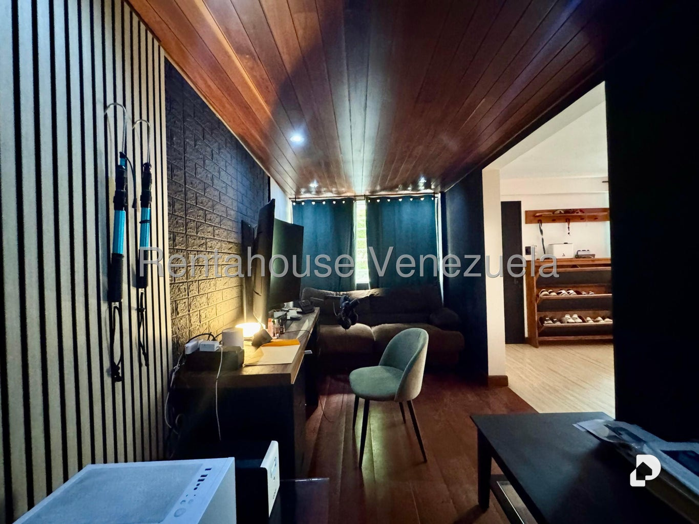 Casa en Alto Prado, Caracas – 22