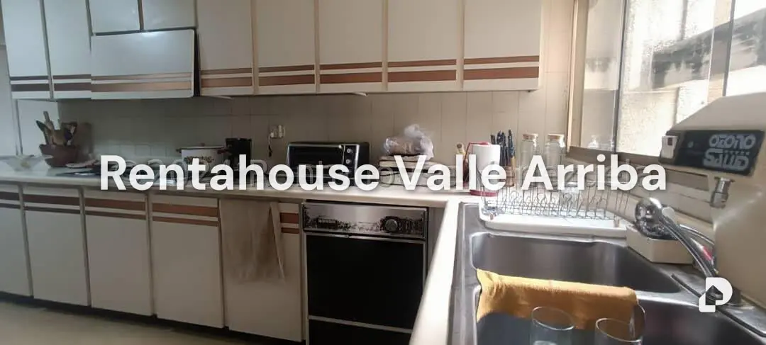 Apartamento en Santa Eduvigis, Caracas – 25