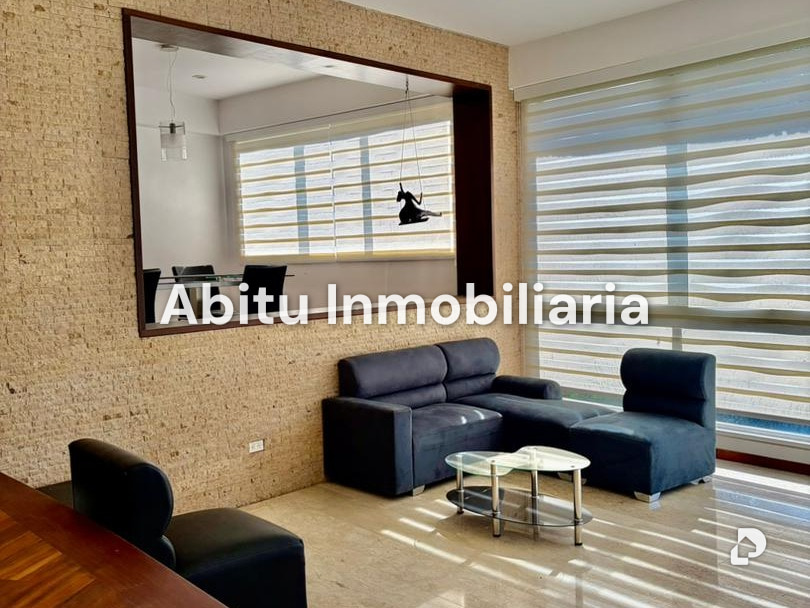 Townhouse en La Trinidad, Caracas – 17