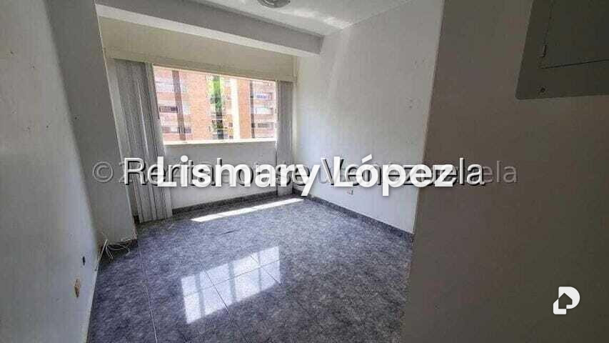 Apartamento en Miravila, Caracas – 4