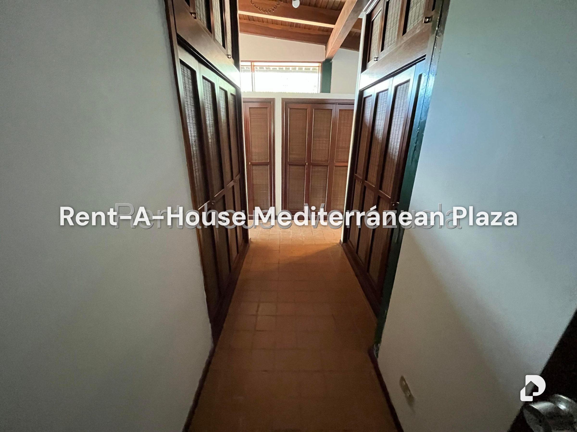 Casa en Guataparo Country Club, Valencia – 19