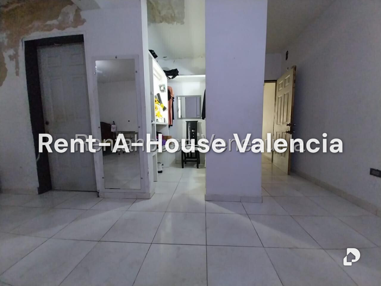 Casa en Flor Amarillo, Valencia