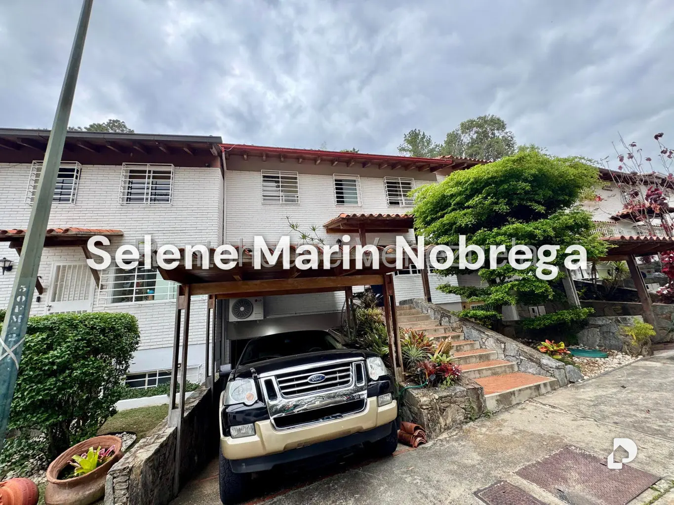 House in Alto Prado, Caracas – 2