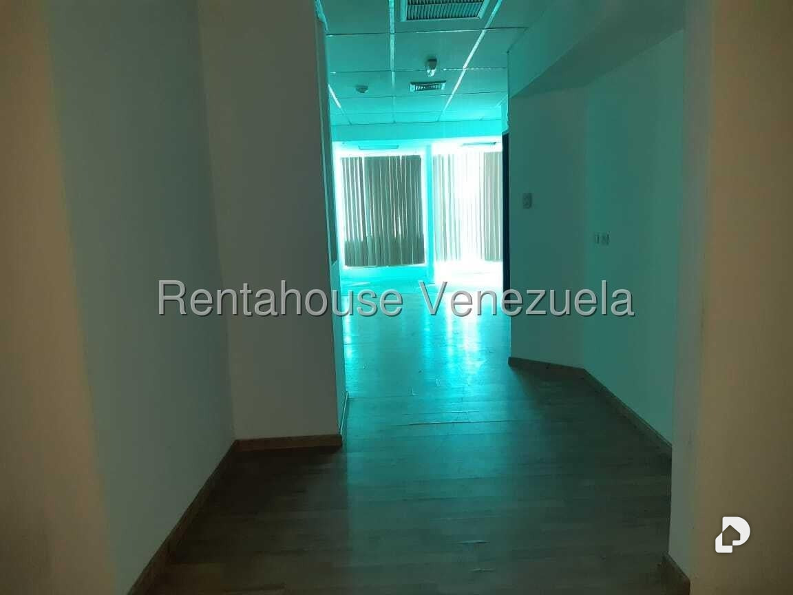 Oficina en Urbanizacion Industrial Carabobo, Valencia – 27