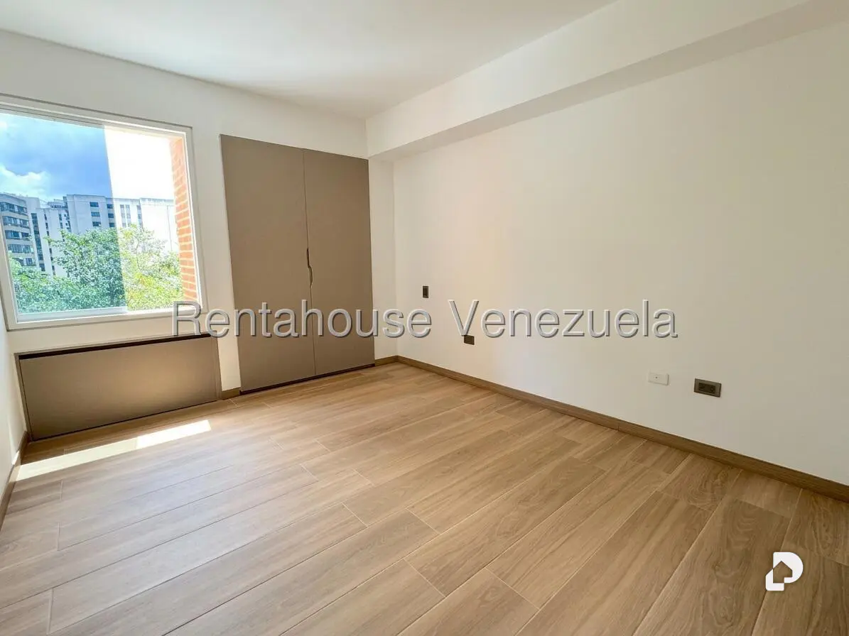 Apartamento en El Cigarral, Caracas – 25