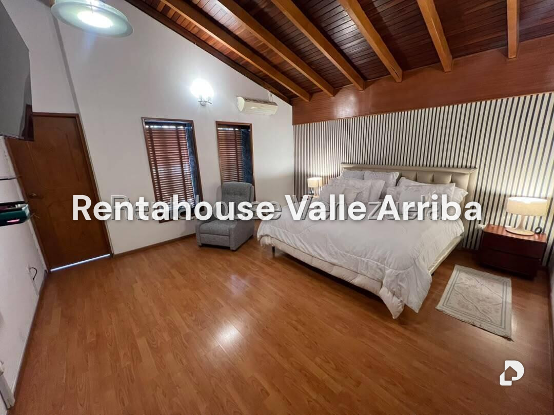 Casa en Cumbres de Curumo, Caracas – 14