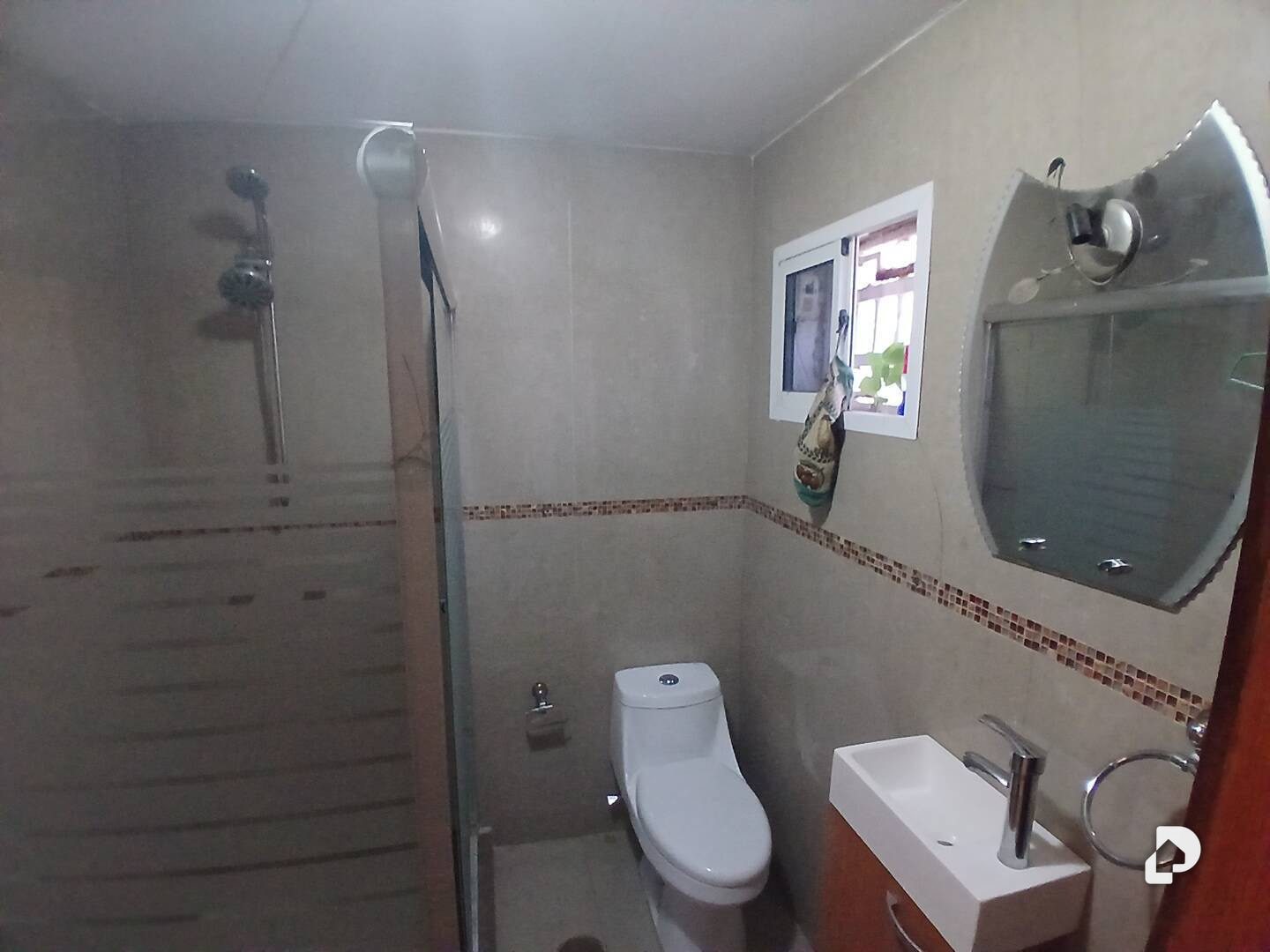 Casa en Milagro Norte, Maracaibo – 9