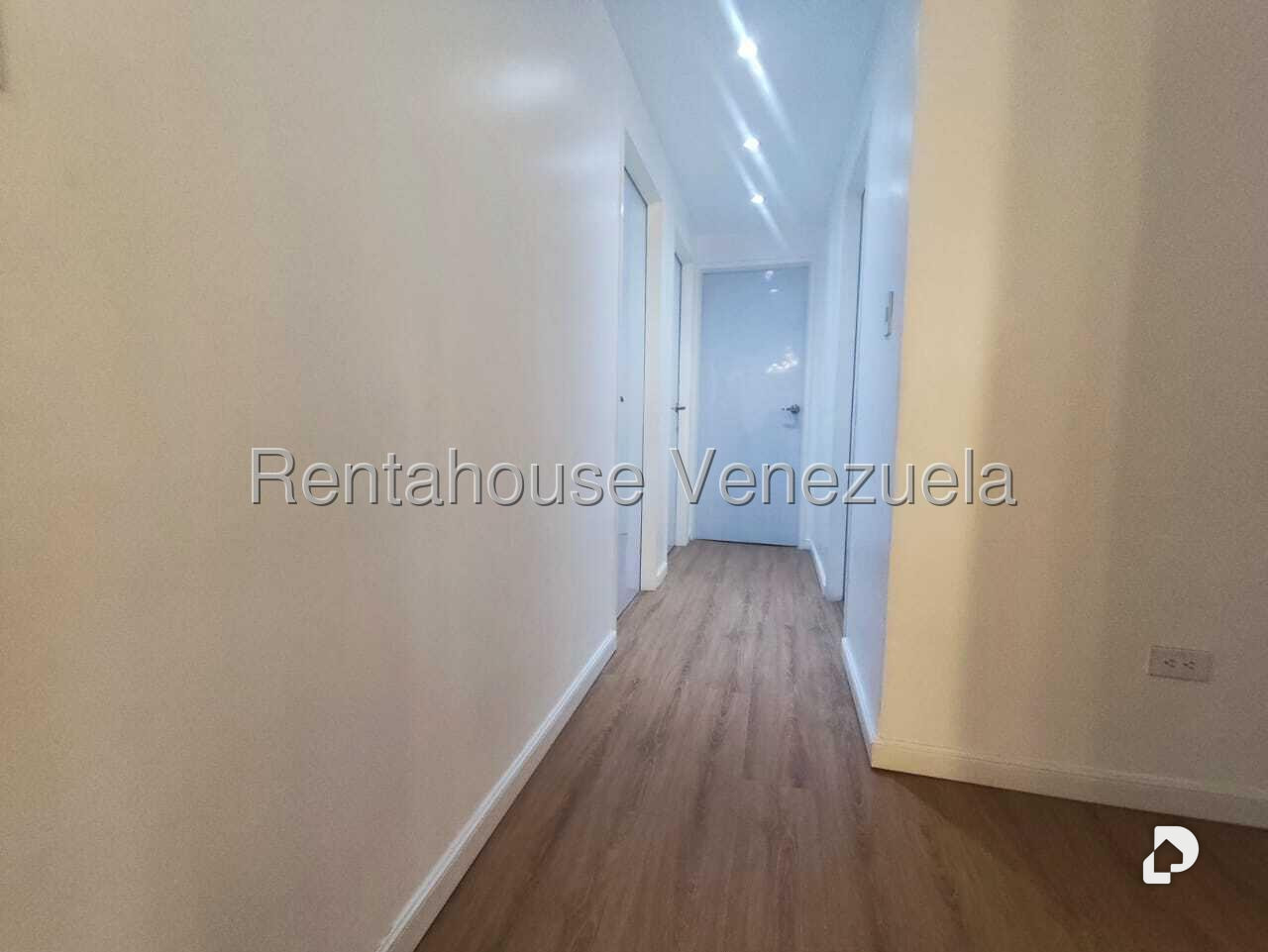 Apartamento en Santa Mónica, Caracas – 24