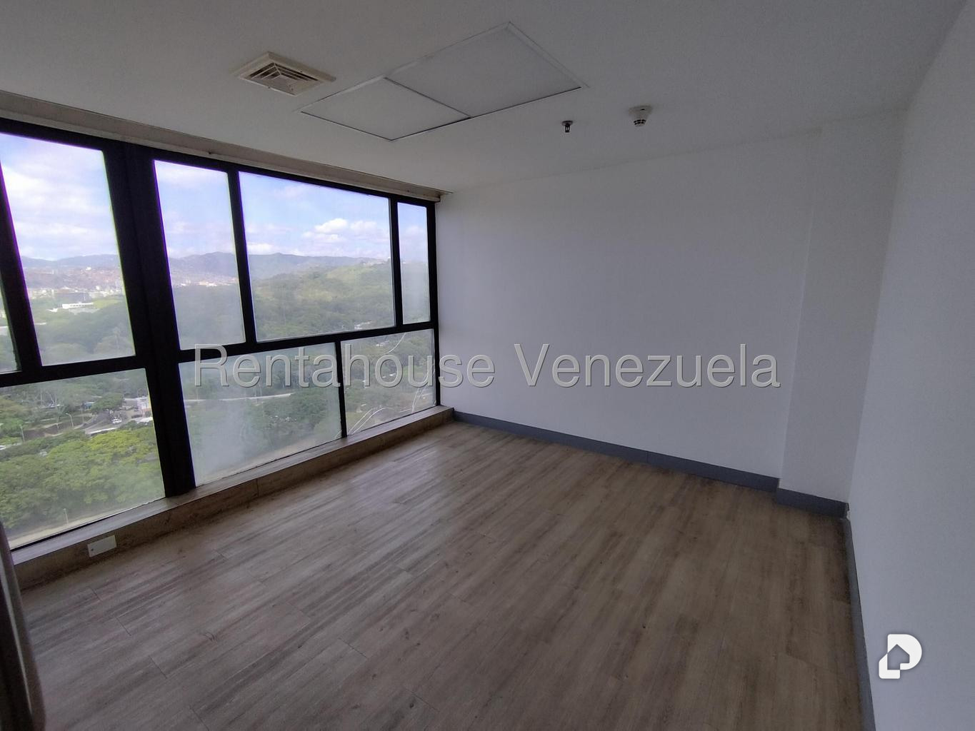 Oficina en Plaza Venezuela, Caracas – 6