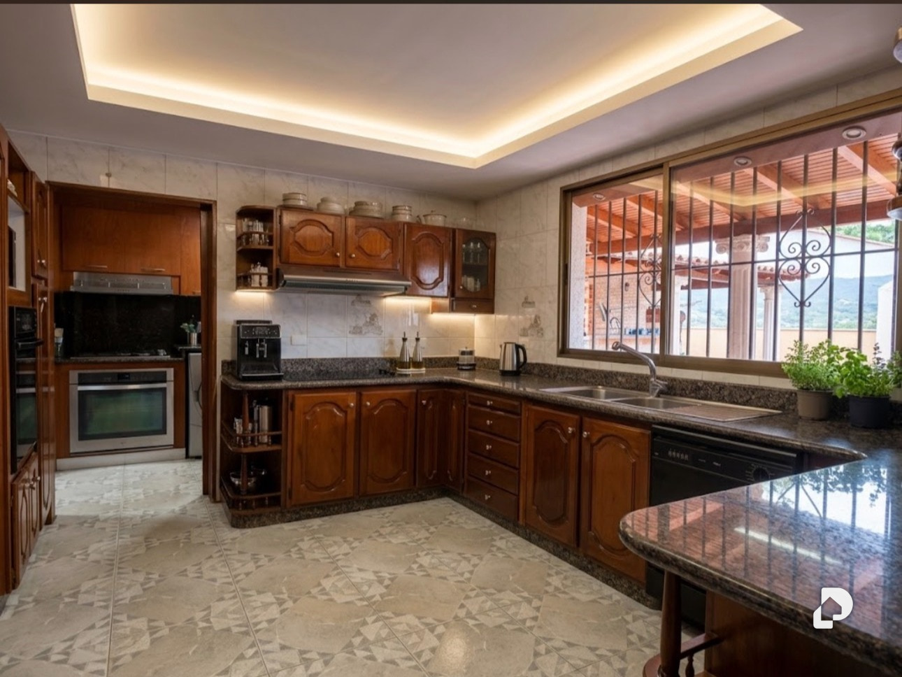 Casa en El Llanito, Caracas – 6