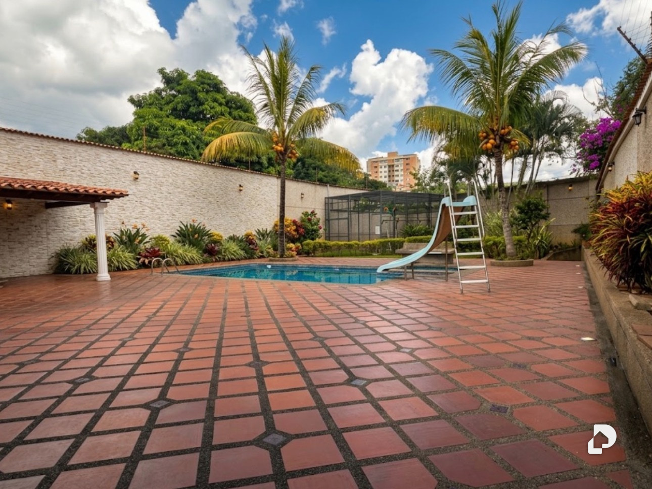 Casa en El Llanito, Caracas – 8