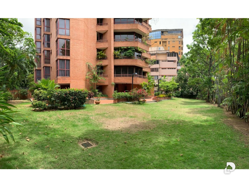 Apartment in La Florida, Caracas – 2
