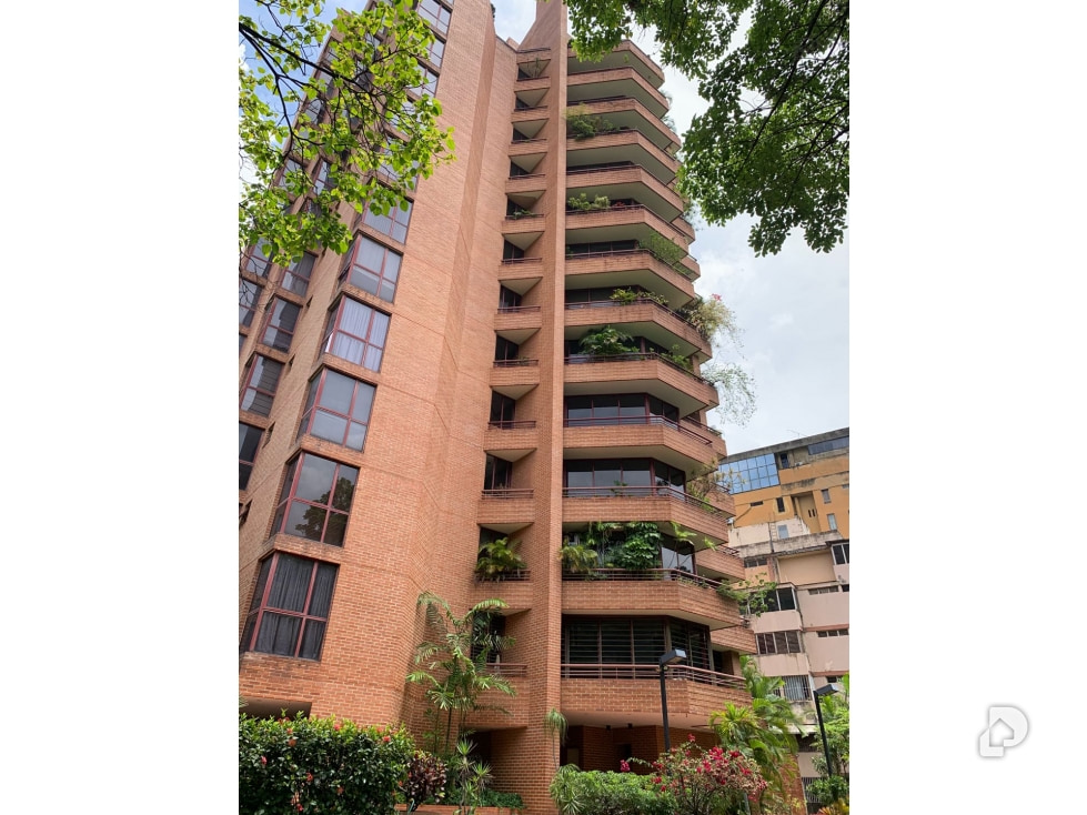 Apartment in La Florida, Caracas – 1