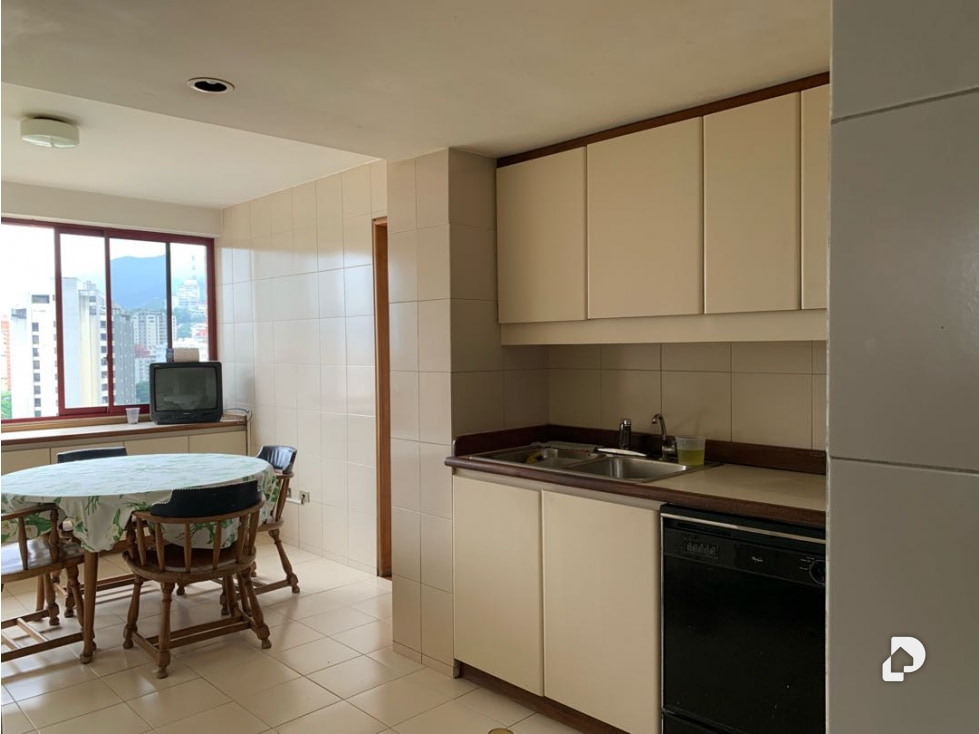 Apartment in La Florida, Caracas – 8