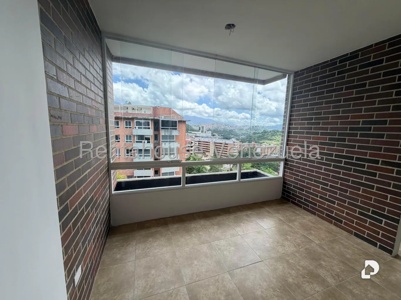 Apartamento en Lomas del Sol, Caracas – 9