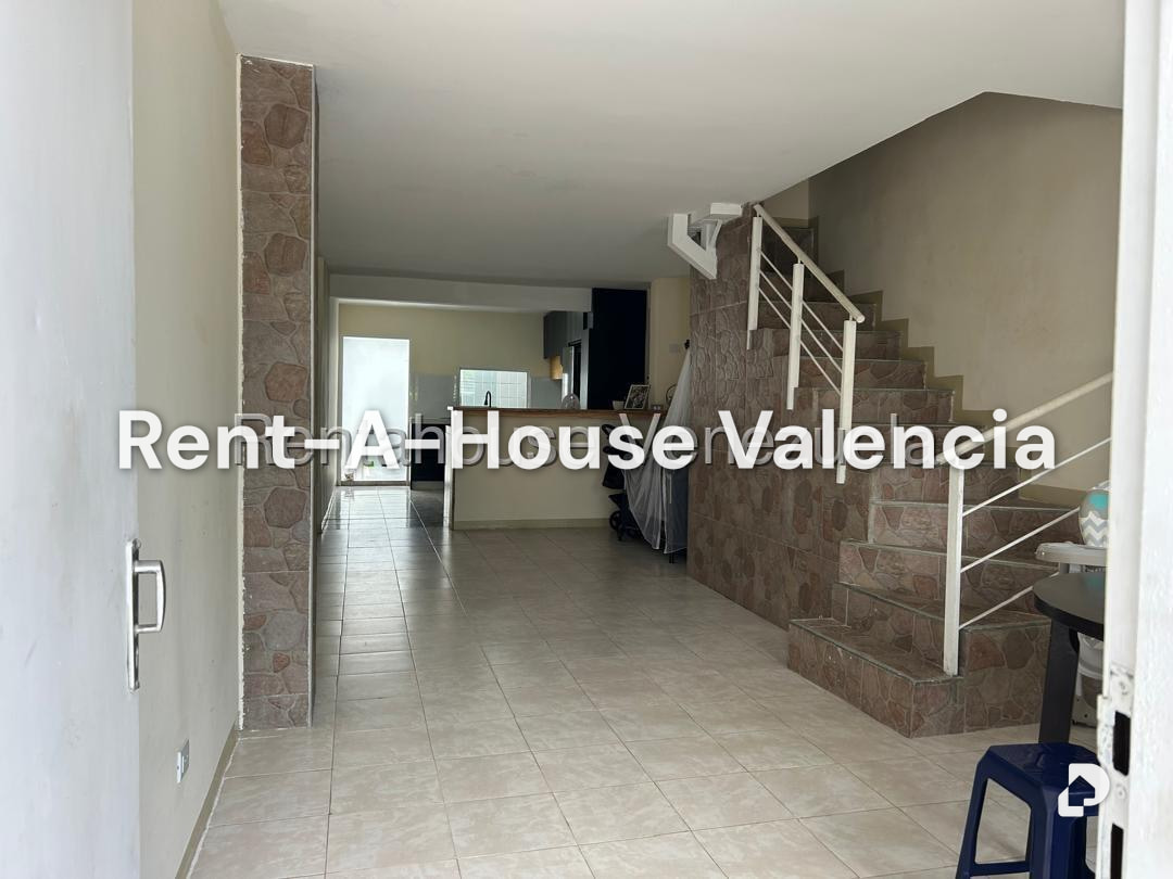 Casa en Flor Amarillo, Valencia – 2