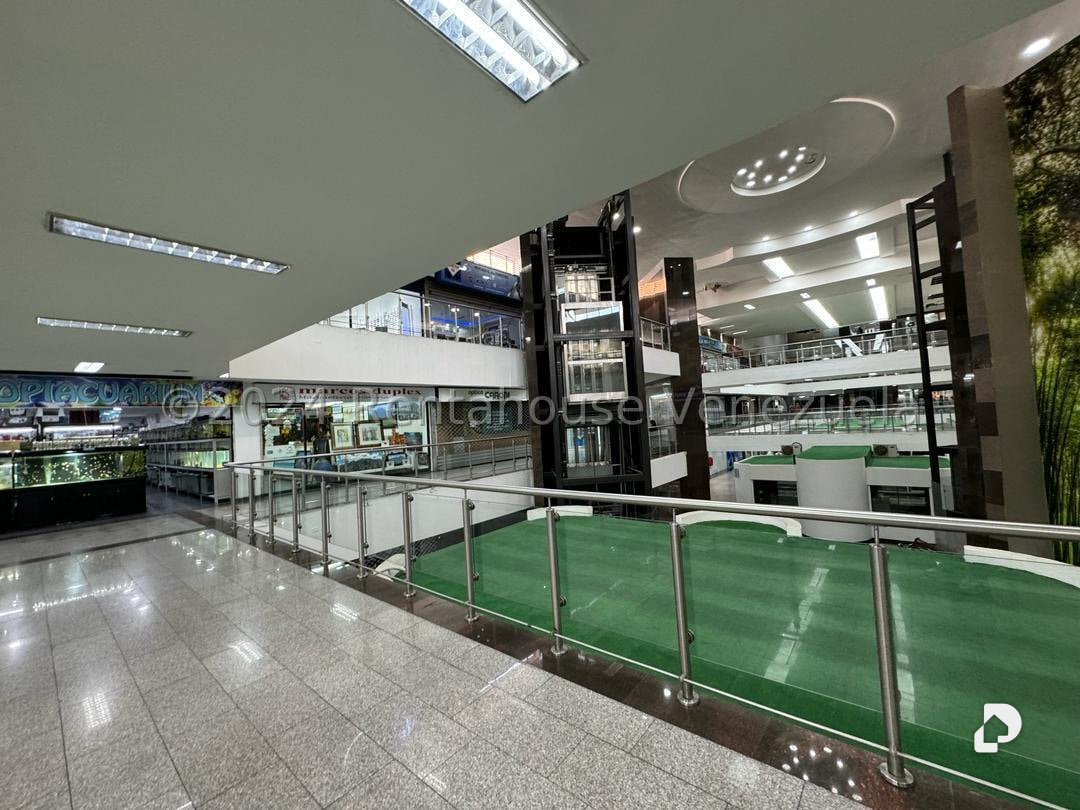 Local comercial en El Cafetal, Caracas