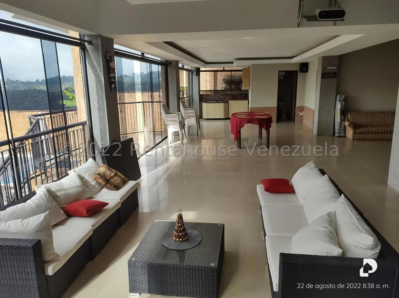 Casa en Oripoto, Caracas – 8