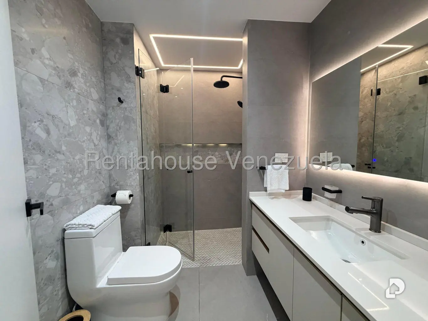 Apartamento en La Castellana, Caracas – 11