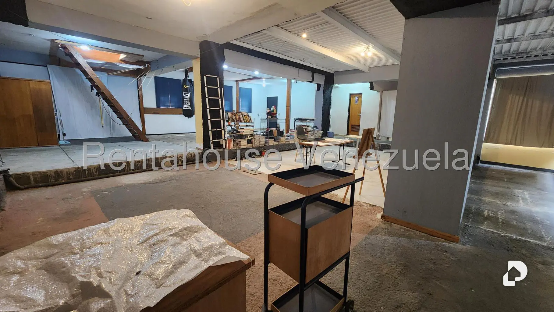 Apartamento en Altamira, Caracas – 11