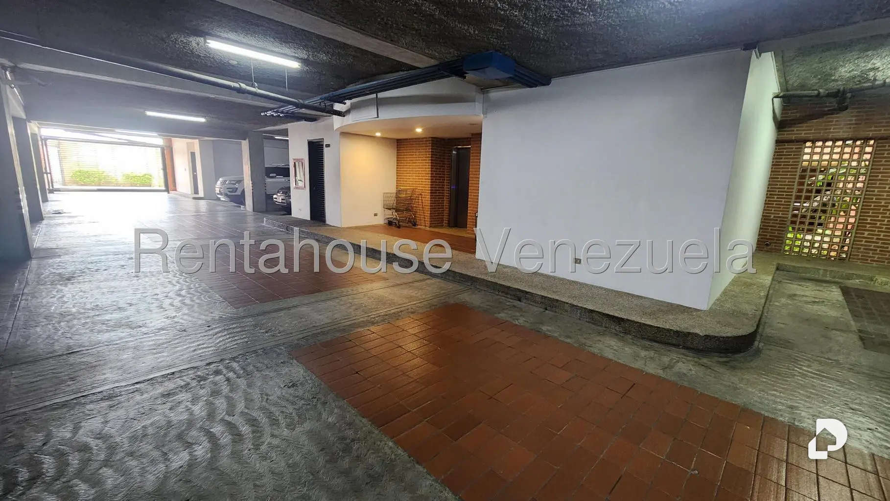 Apartamento en Altamira, Caracas – 17