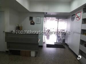 Commercial space in Boleíta Norte, Caracas – 16
