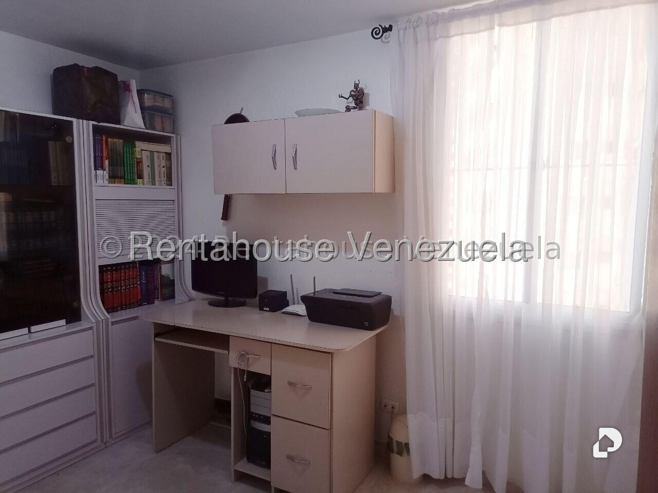 Apartamento en Los Dos Caminos, Caracas