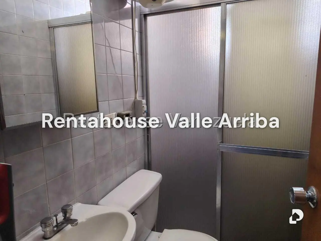 Apartamento en La Florida, Caracas – 22