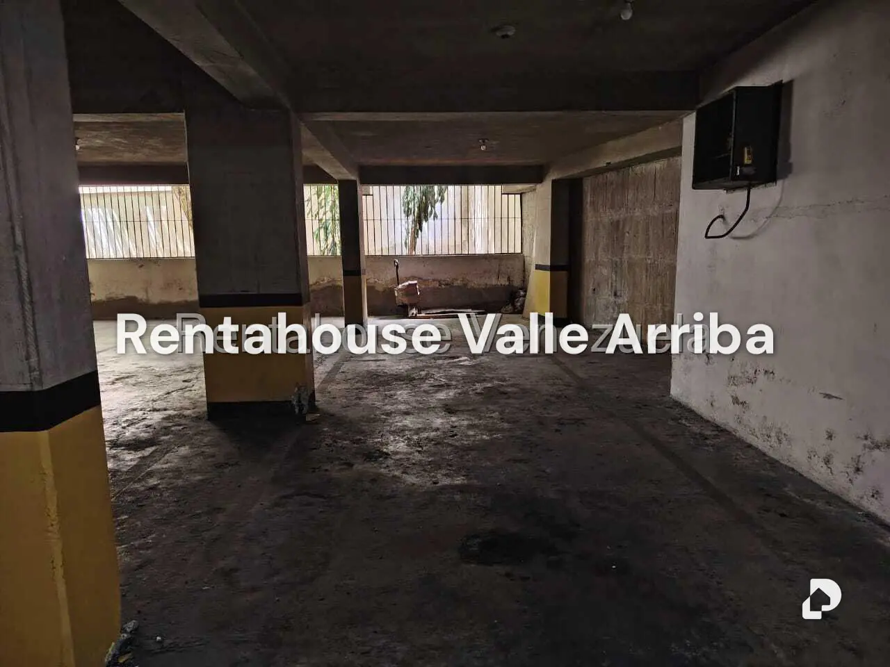 Apartamento en La Florida, Caracas – 24
