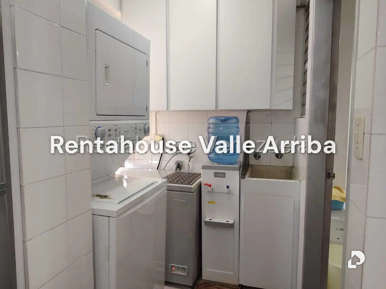 Apartamento en La Florida, Caracas – 11