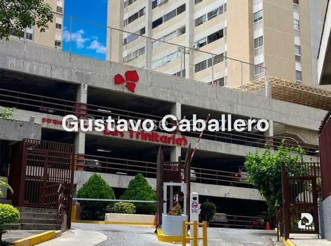 Apartamento en Santa Fe, Caracas – 1
