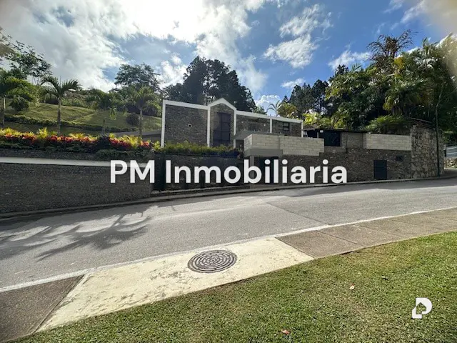 Casa en La Lagunita, Caracas – 2