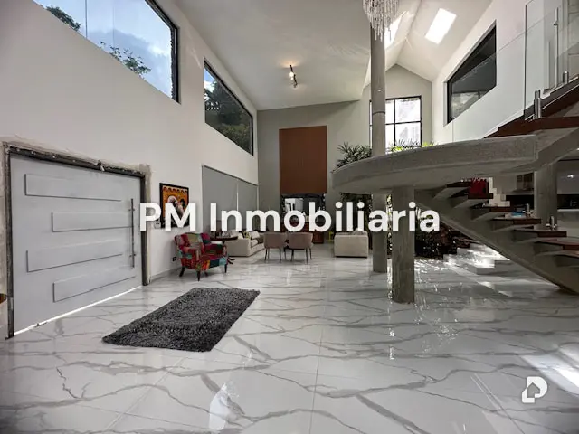 Casa en La Lagunita, Caracas – 8