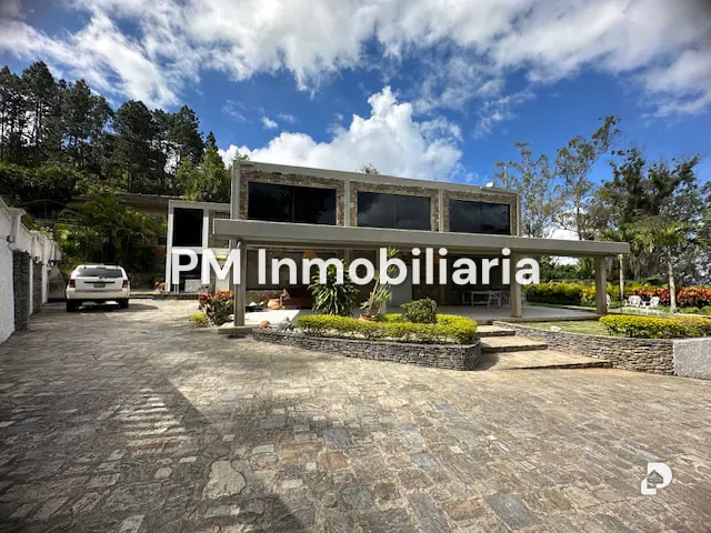 Casa en La Lagunita, Caracas – 3