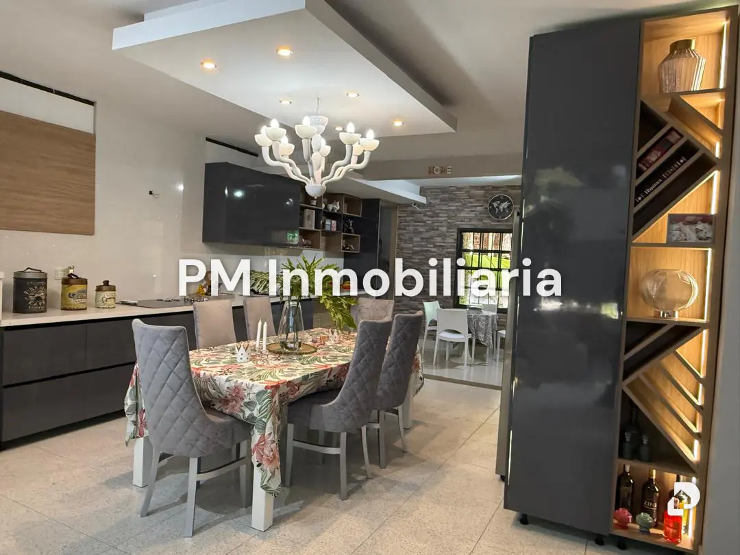 Casa en La Lagunita, Caracas – 9
