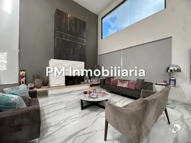 Casa en La Lagunita, Caracas – 7