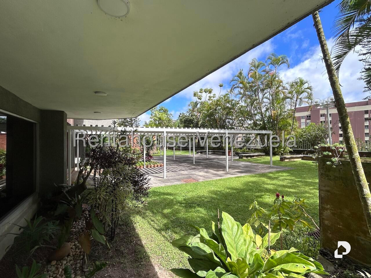 Apartamento en Los Naranjos (del Cafetal), Caracas – 19