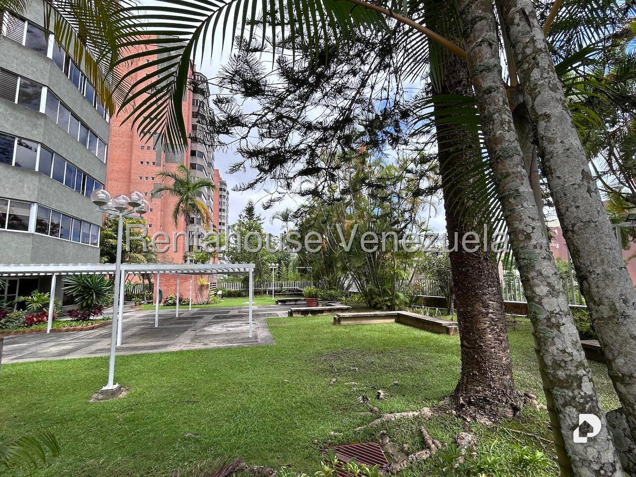 Apartamento en Los Naranjos (del Cafetal), Caracas – 18