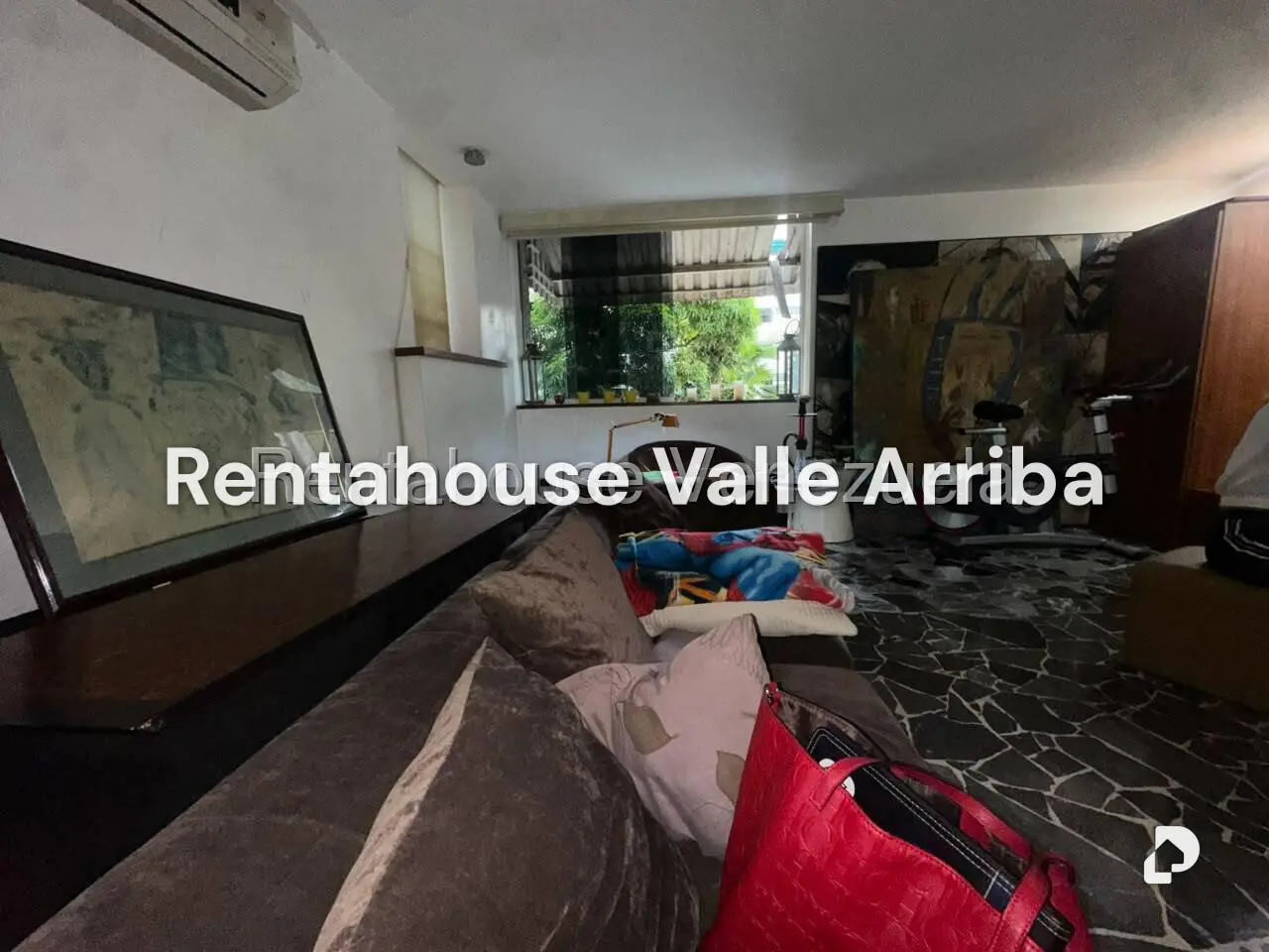 Apartamento en Los Palos Grandes, Caracas – 12