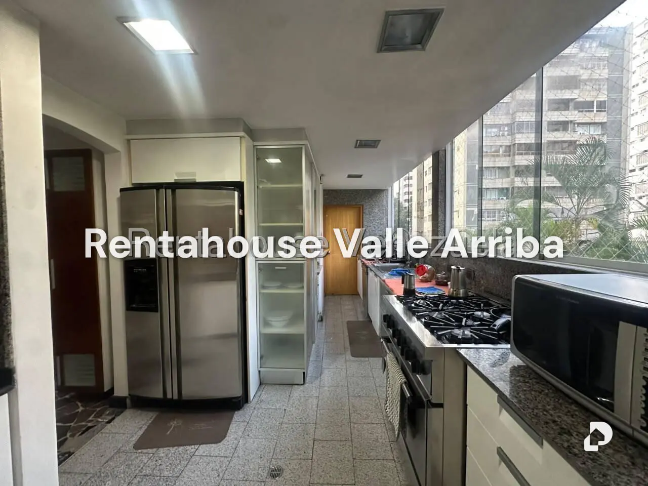 Apartamento en Los Palos Grandes, Caracas – 8