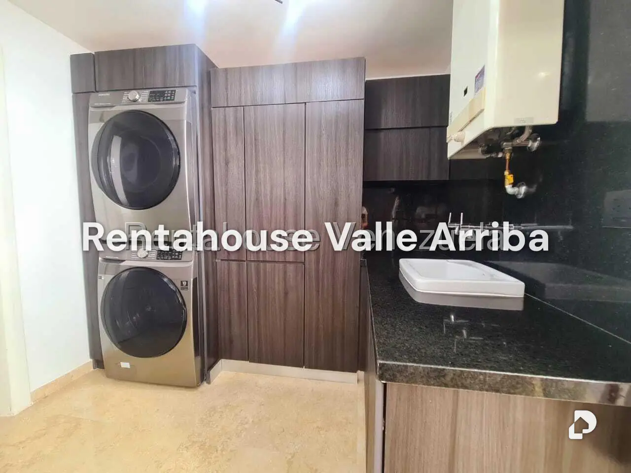 Apartamento en Santa Fe Sur, Caracas – 14