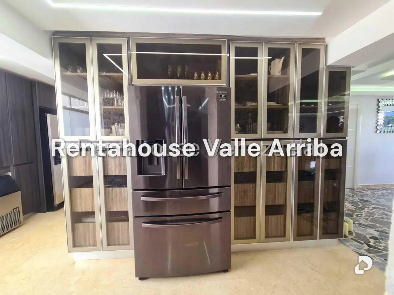 Apartamento en Santa Fe Sur, Caracas – 12