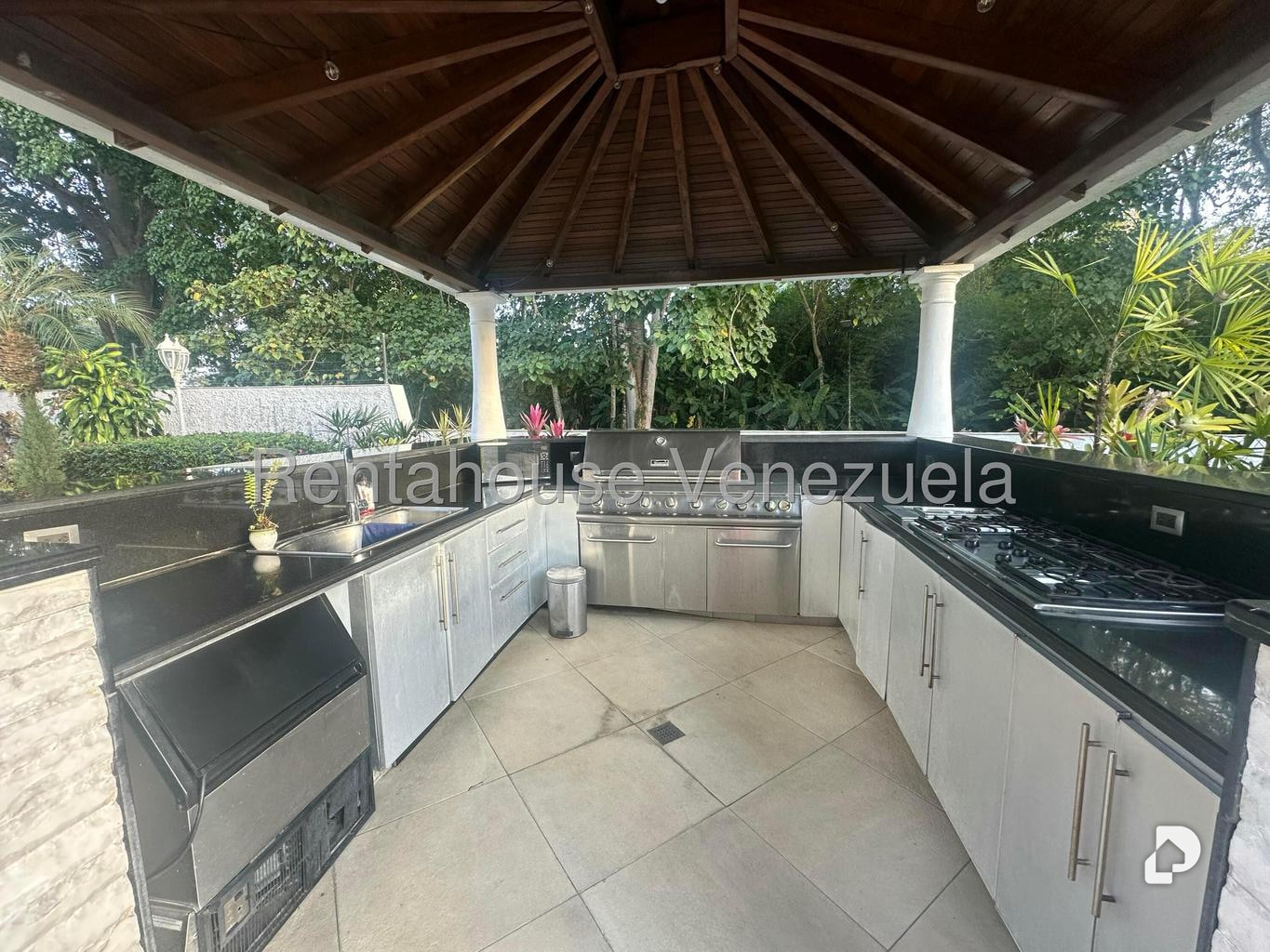 Casa en La Lagunita Country Club, Caracas – 28