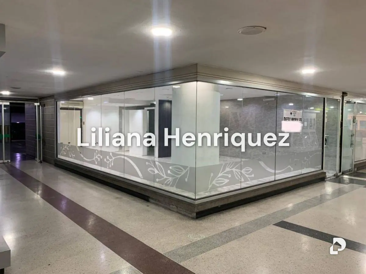 Local comercial en Parroquia Urbana San José, Valencia – 1