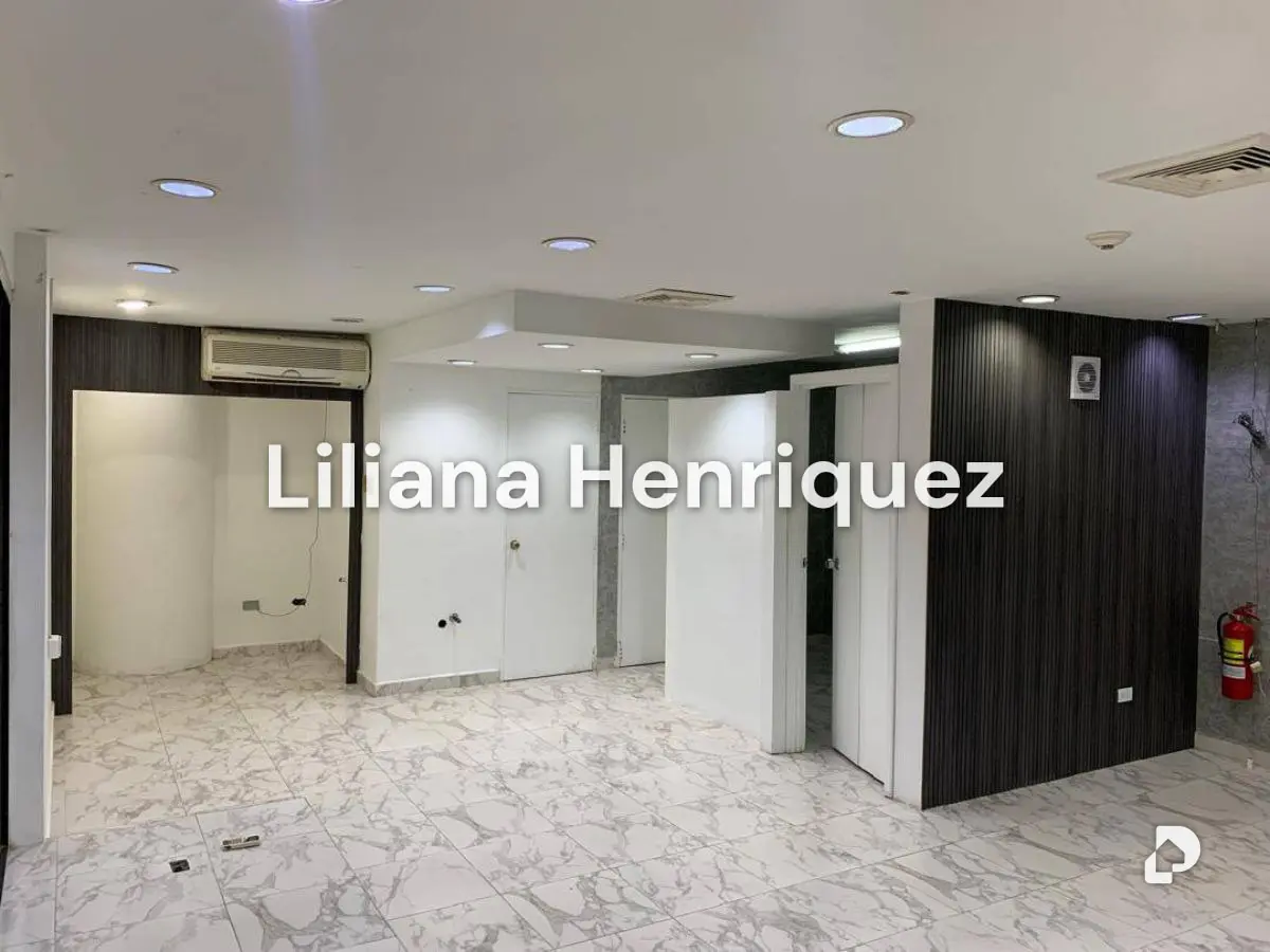 Local comercial en Parroquia Urbana San José, Valencia – 3